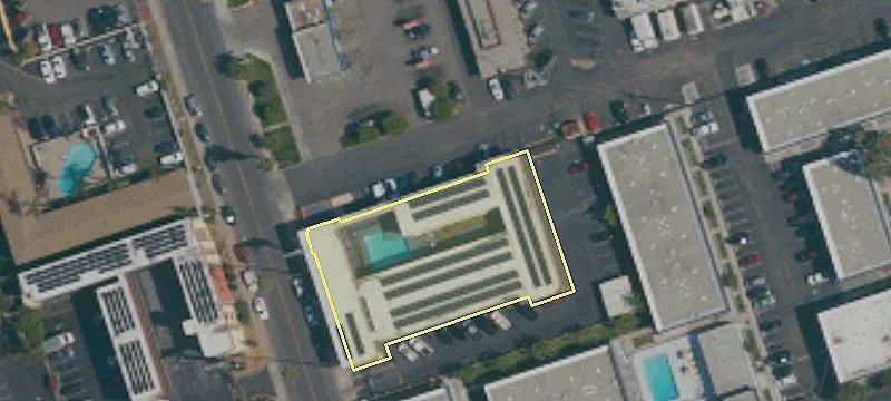 235 Woodlawn Ave