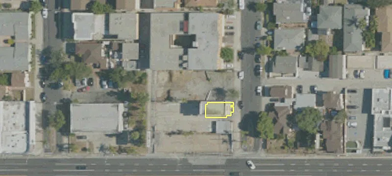 1821 Molino Ave