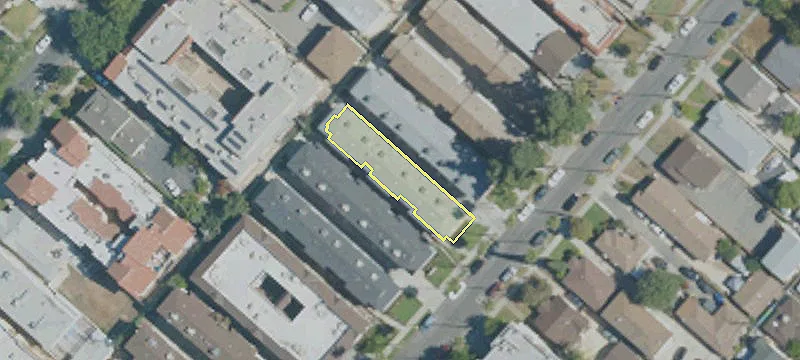 1149 Linden Ave