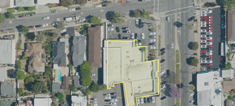 108 Lomita Ave