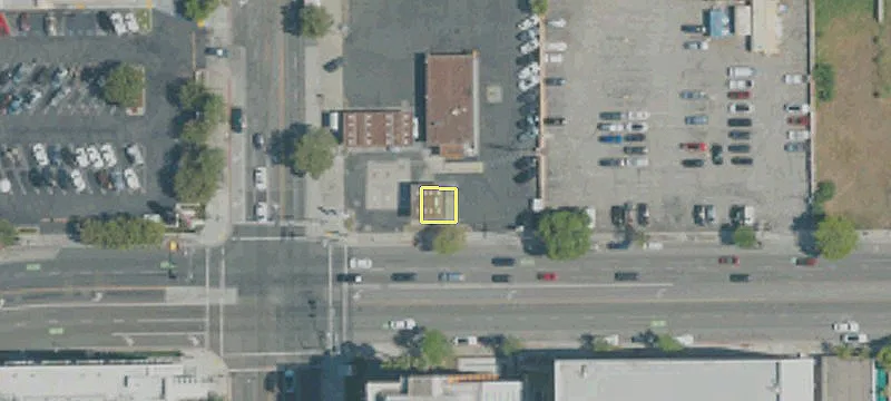 225 Los Feliz Rd