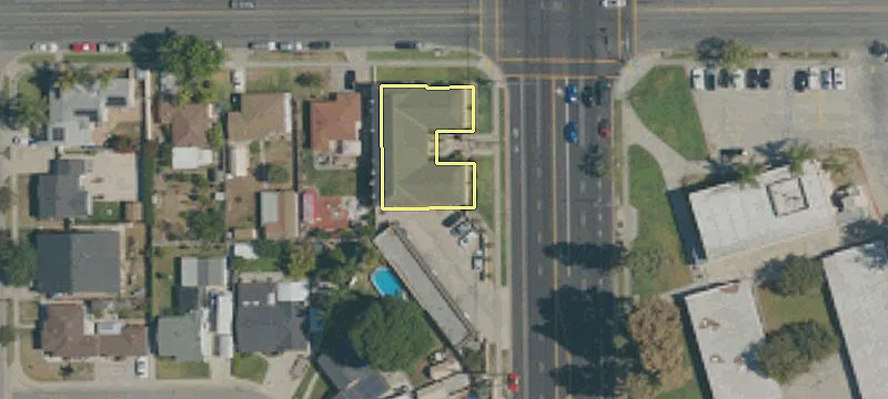 6045 Woodruff Ave