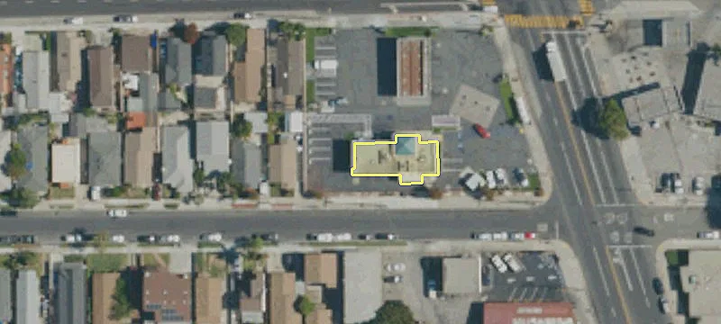 9 Pleasant St