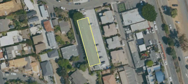 131 Diana St