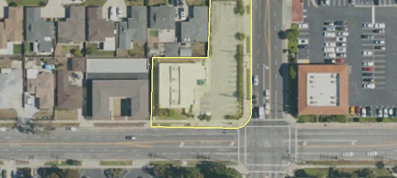 18183 Van Ness Ave