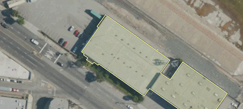 5107 District Blvd