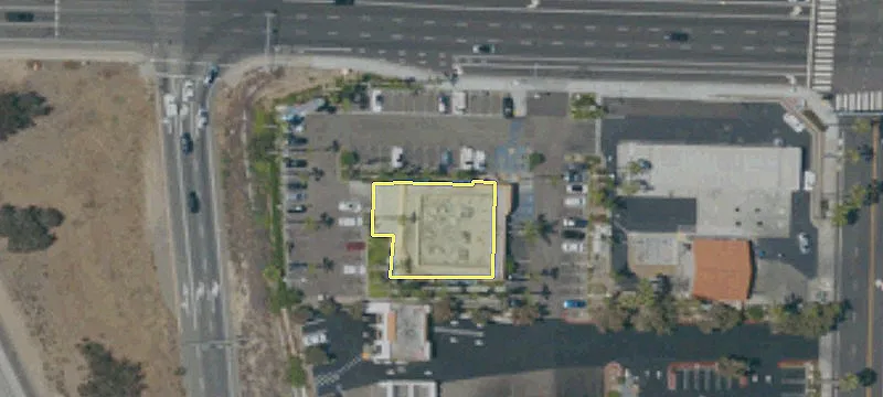 889 Palomar Airport Rd