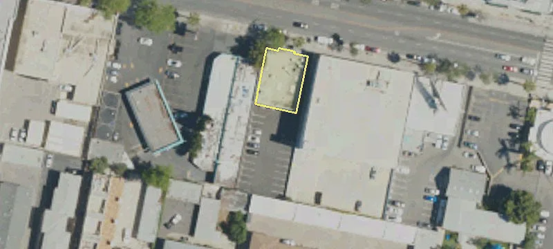 15136 Ventura Blvd