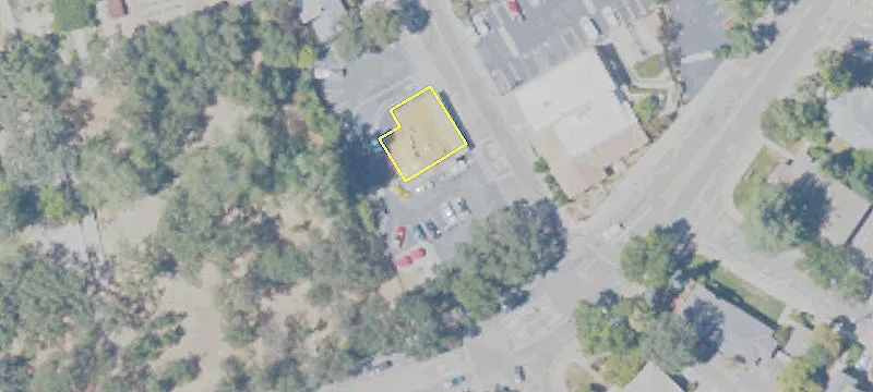 180 Oakwood Dr