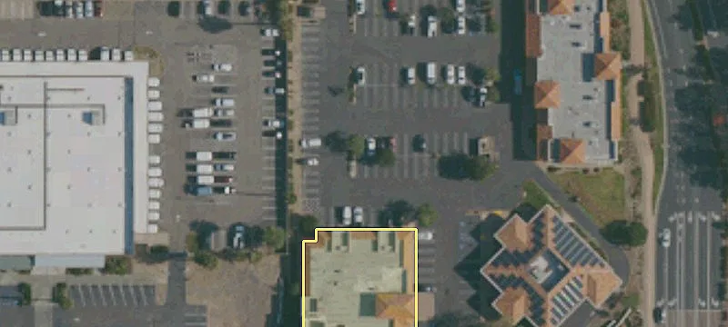 30 Town Ctr Pkwy