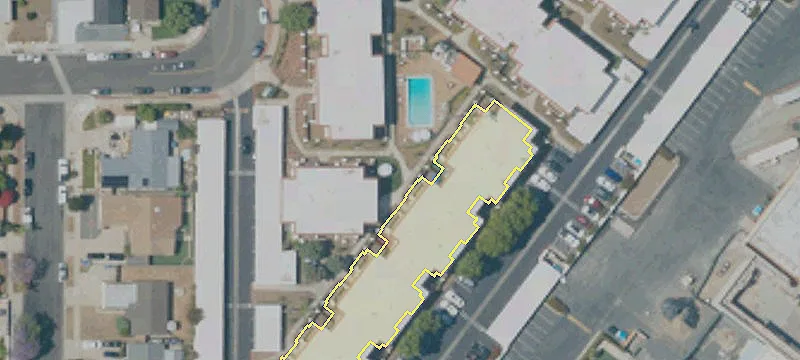 201 Los Arbolitos Blvd