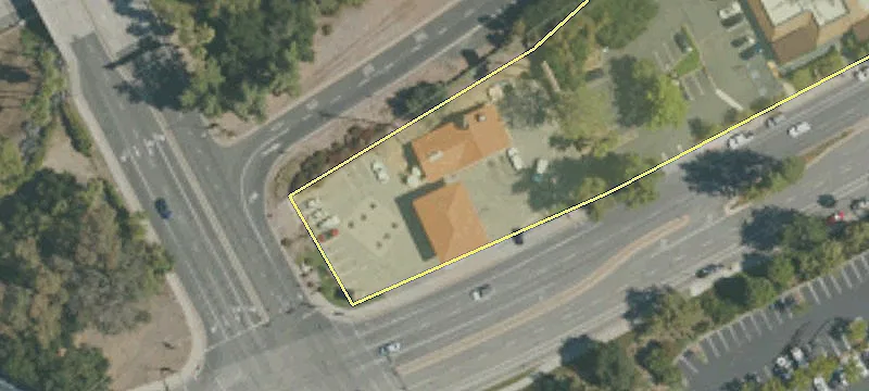 24025 Calabasas Rd