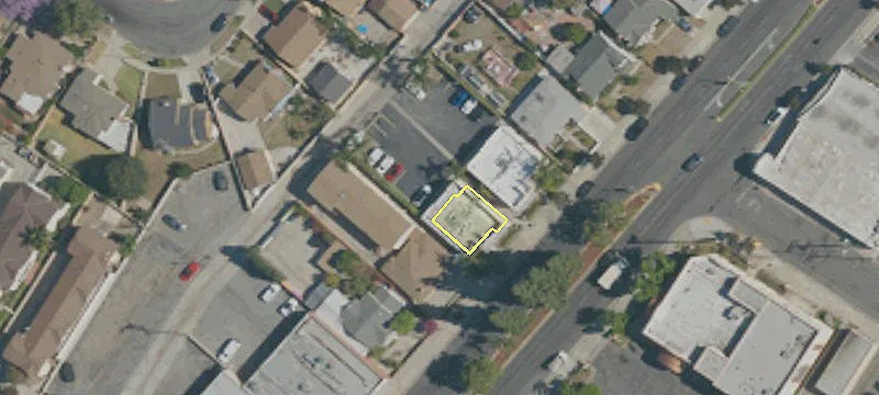 13915 San Antonio Dr