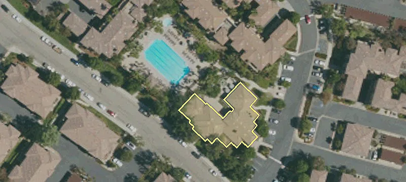 27105 Silver Oak Ln