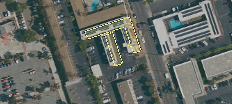 230 Woodlawn Ave