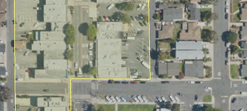 400 Main St
