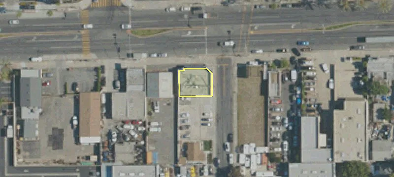 12414 Carson St