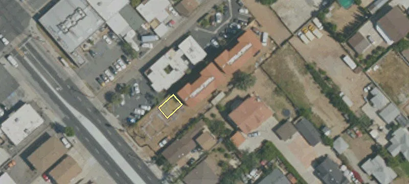 1001 Glenoaks Blvd