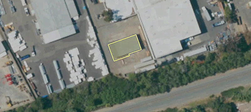 2505 Industry St