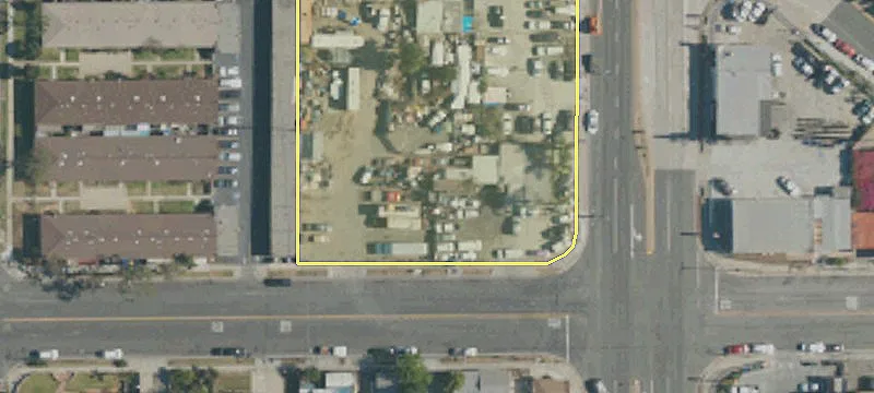 11725 Carmenita Rd