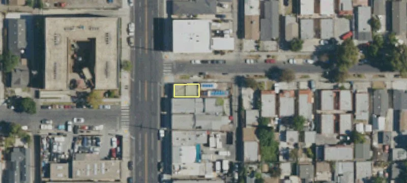 7400 Main St