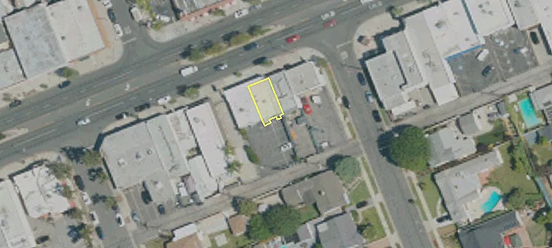 3304 Burbank Blvd