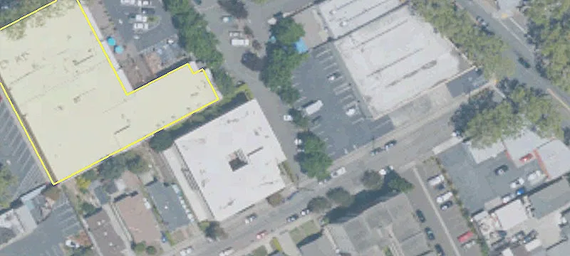 82 Thornton St