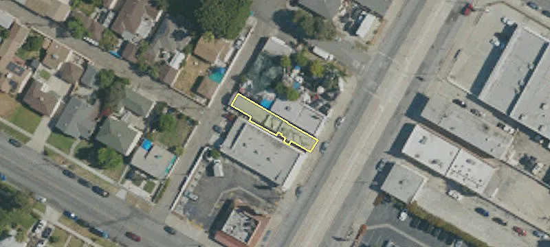 13215 Paramount Blvd
