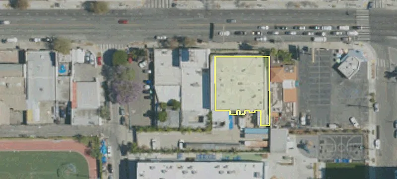 3684 Beverly Blvd