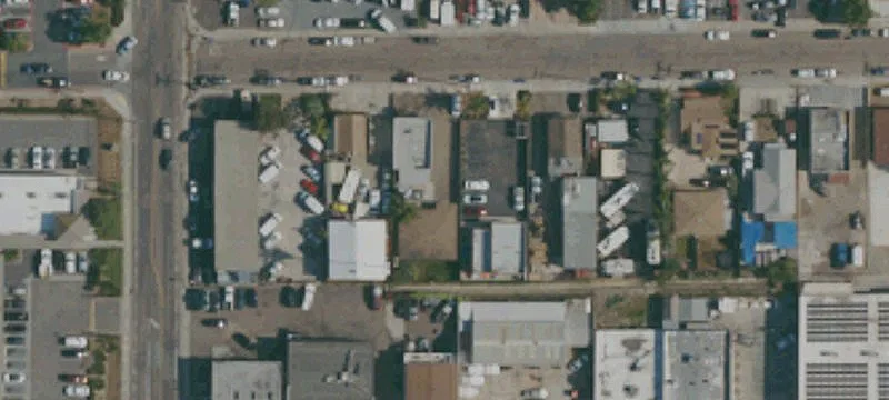 7631 Lemon Ave