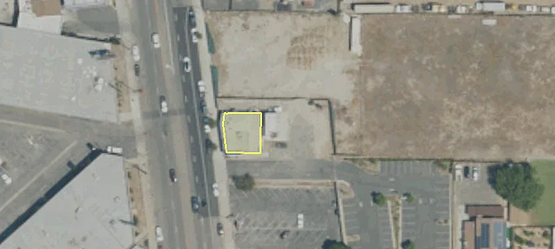 9040 Sunland Blvd