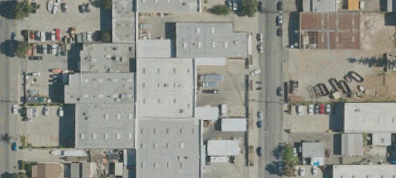 2437 Lee Ave