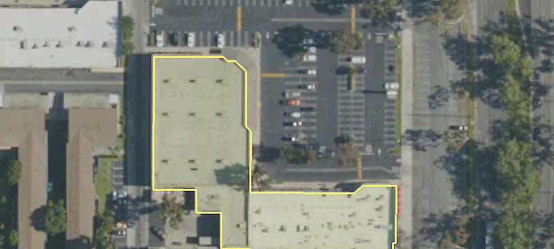 5026 Lakewood Blvd