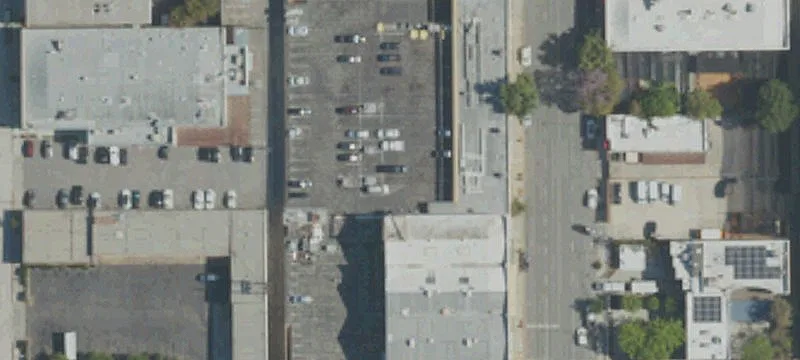 391 Raymond Ave