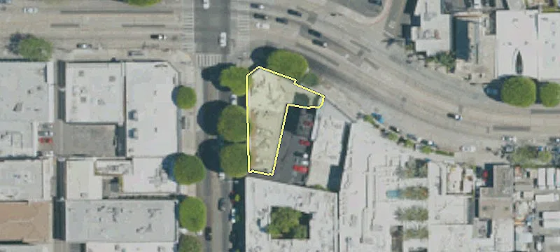 158 Robertson Blvd