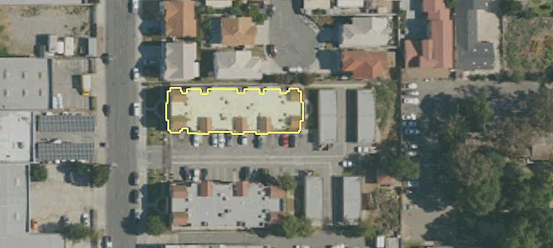 2542 Edwards Ave