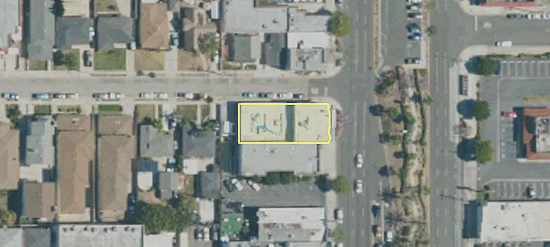 14211 Hawthorne Blvd