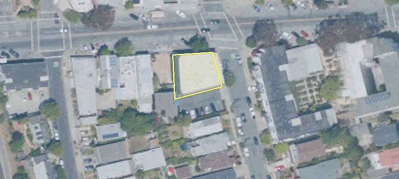 1320 Solano Ave