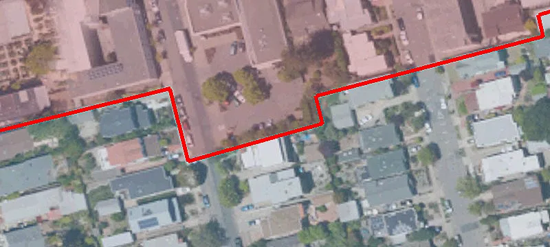 900 Ramona Ave