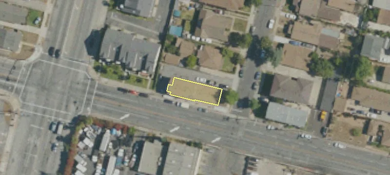 700 Olympic Blvd