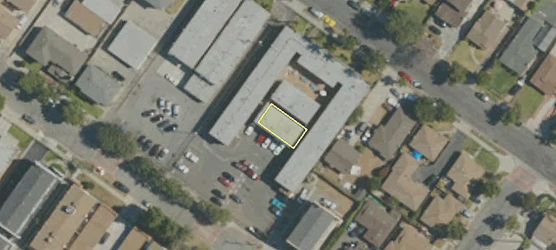 137 Roosevelt Ave