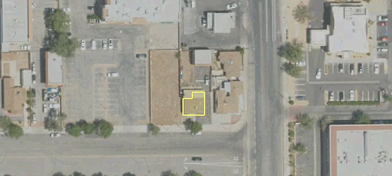957 Ave Q9