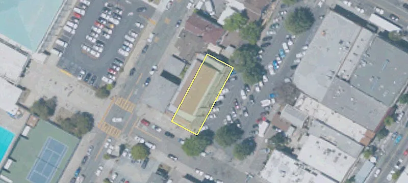 2305 Alameda Ave