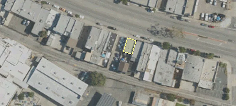 3323 Beverly Blvd