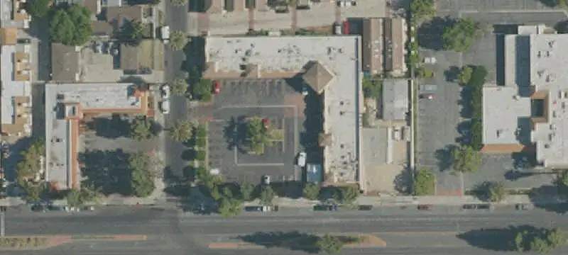8111 Rosecrans Ave