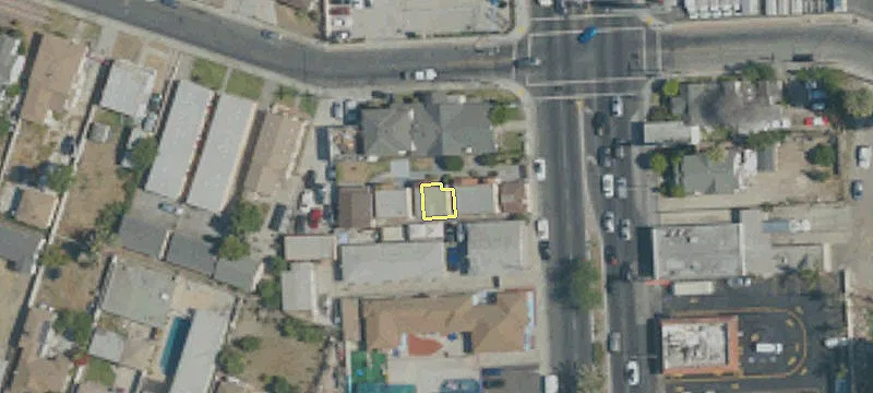 11807 Long Bch Blvd