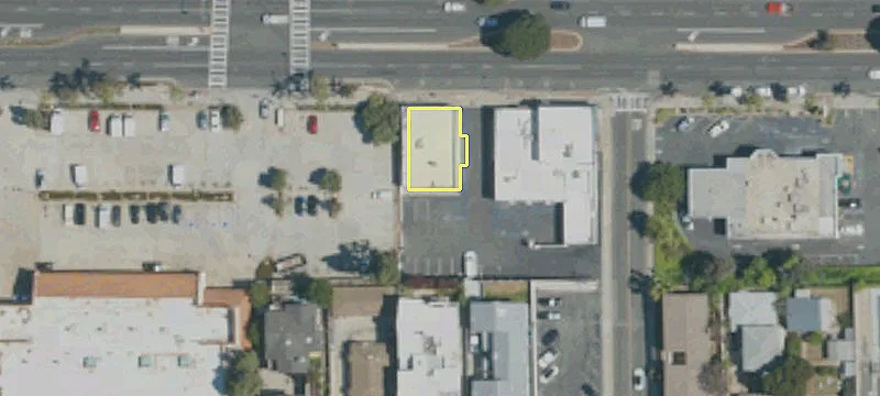 1806 Artesia Blvd