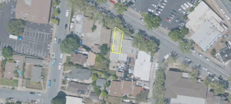 579 Macarthur Blvd