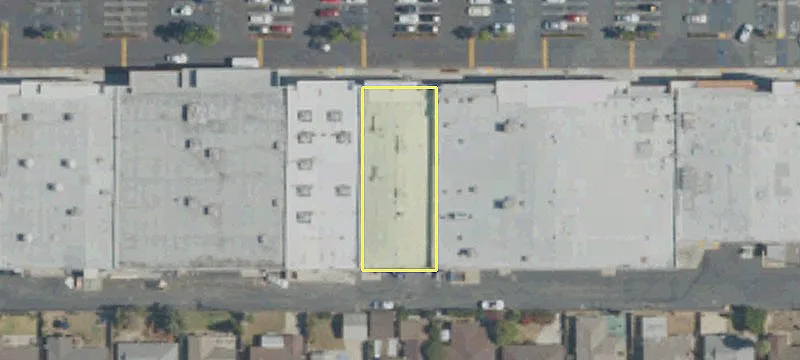 2852 Imperial Hwy