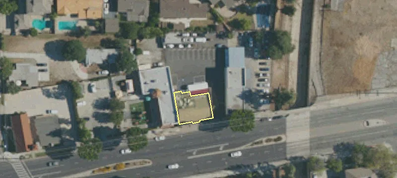 625 Live Oak Ave